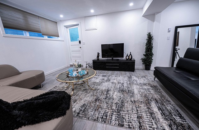 Spacious 2-Bedroom Basement Suite – Perfect for Families!