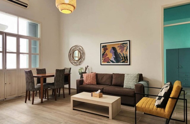 Spacious 2 Bedroom Apt