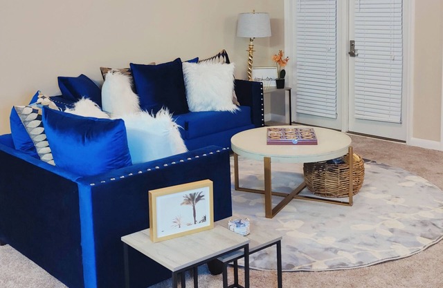 Spacious 2BR 2BA apartment with luxury amenities