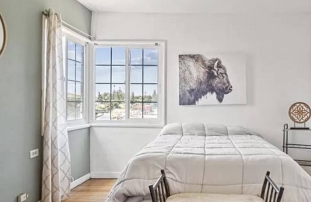 Spacious 3-bedroom apartment with WiFi, AC in charming Oakland