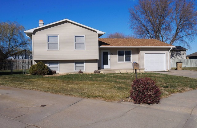 Spacious 4-Bedroom Home in Prime Central Location