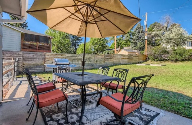 Spacious 4BR Retreat | Sleeps 10 | Family-Friendly Comfort