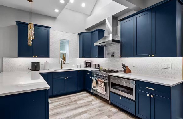 Spacious 5-bedroom house in cool Denver Downtown