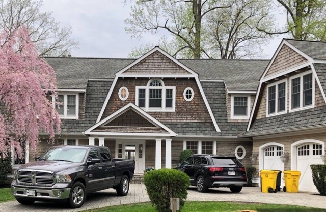 Spacious 6-Bedroom Waterfront Retreat