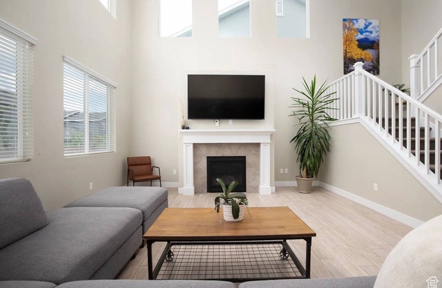 Spacious 7-bedroom home perfect for friends and family in charming Vineyard!