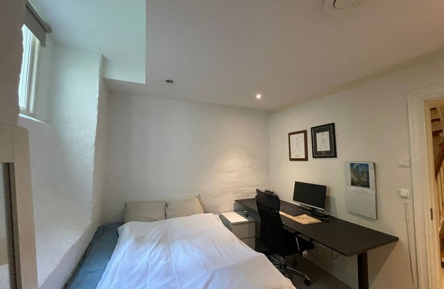 Spacious and modern 2-bed Central West Oslo
