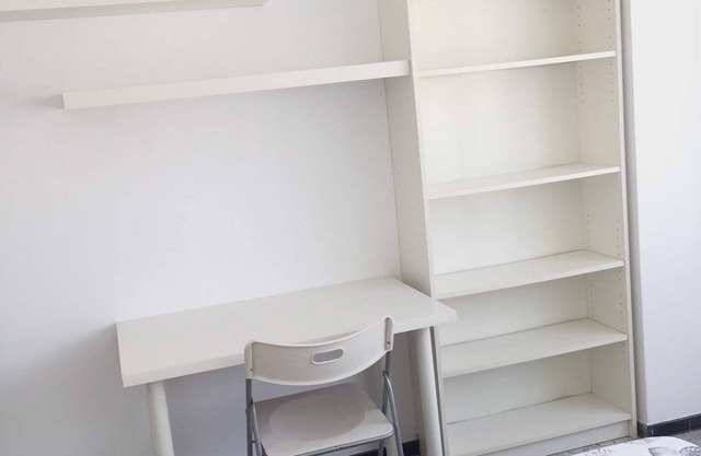 SPACIOUS APARTMENT ALL EXTERIOR IN THE CENTER OF FERROL WITH ELEVATOR