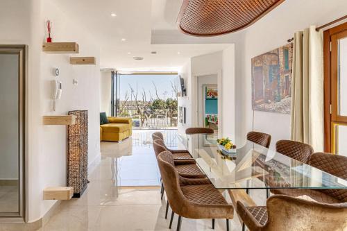 Spacious apartment with pool in the heart of Murcia - 128 m²