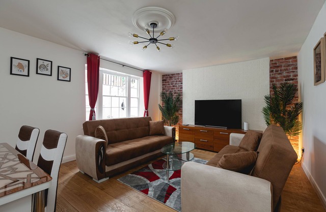 Spacious APT with Garden in Central London near Kings Cross