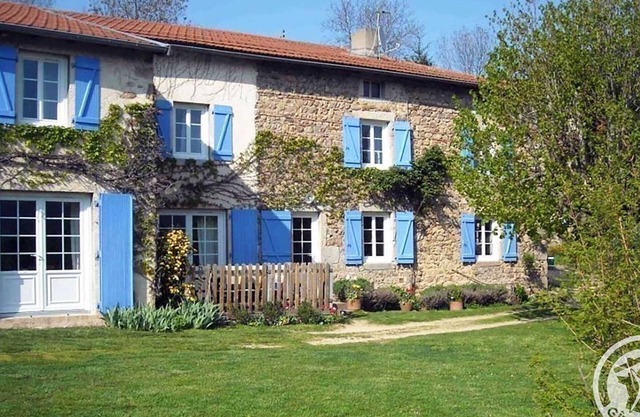 Spacious cottage with garden and fireplace in Saint-Alban-les-Eaux