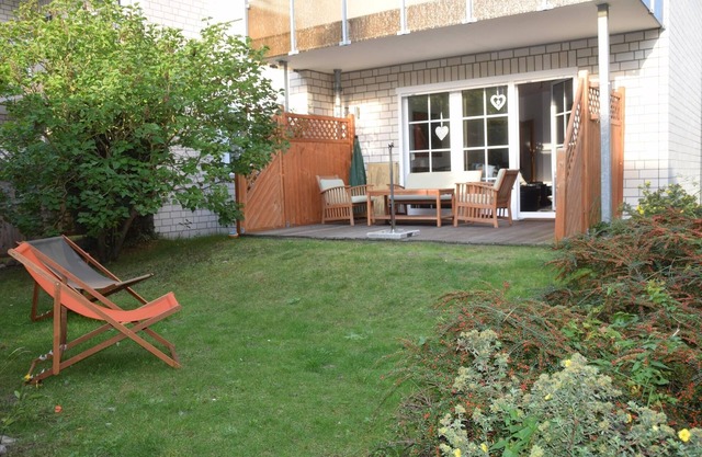 Spacious, comfortable, newly renovated non-smoking apartment!