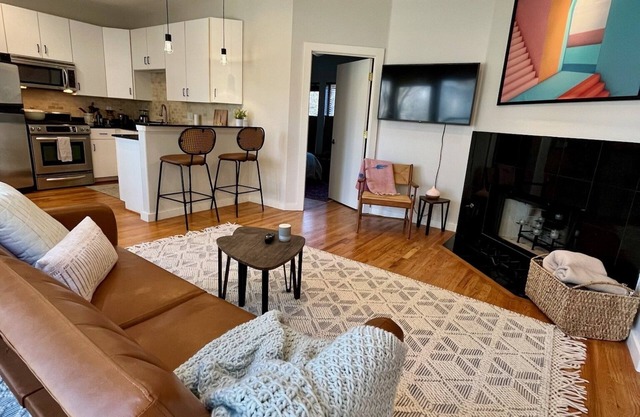 Spacious Condo Hip Neighborhood