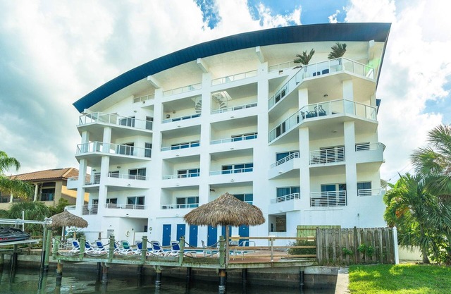 Spacious Family Retreat in Clearwater Beach