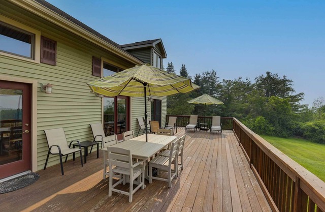 Spacious Hammondsport Home on 6 Acres w/Lake View