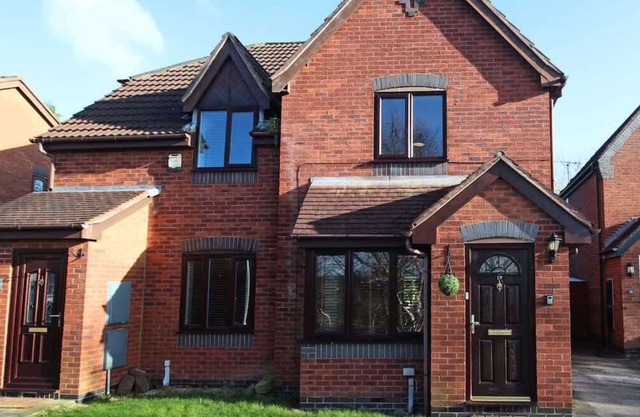 Spacious Home in Chester, Large Conservatory