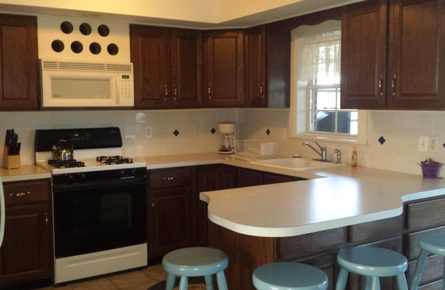 Spacious Home Short Walk to Beach & Close to A.C.