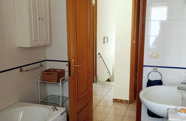 Spacious and cozy villa located between the sea and the volcano Etna!