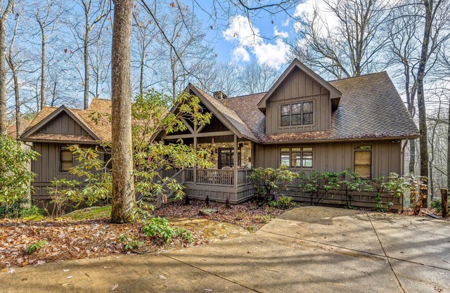 Spacious Lake Toxaway Home with Golf Course Views