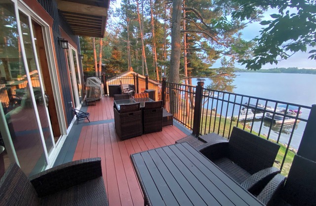 Spacious Lakefront Cabin Sleeps up to 14.