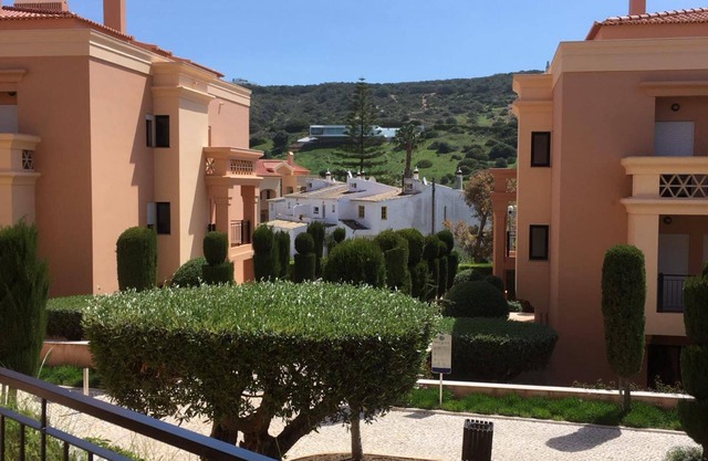 Spacious & Luxury 2 bed apartment Baia da Luz -only 300 meter to beach