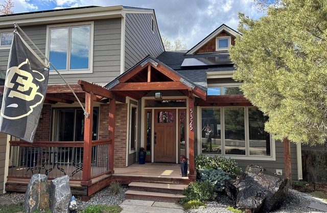 Spacious Luxury Boulder Home