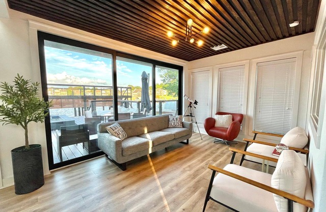 Spacious Luxury Lakefront Home with Pool and Jacuzzi, Firepit, and Game Room!
