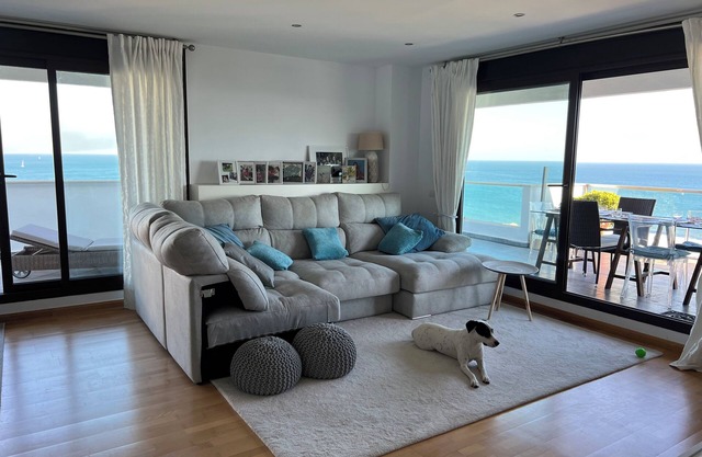 Spacious modern penthouse, spectacular views of Malaga, Gibraltar and Morocco