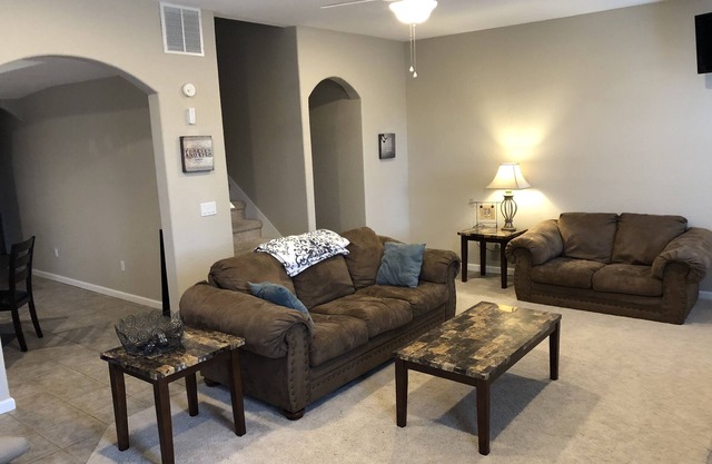 Spacious Mountain Apartment Near Biltmore Estate and Asheville