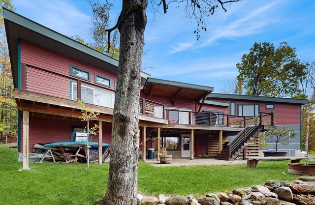 Spacious Mountain Chalet with Sauna, Deck, and Ski/Snowboard Adventures Nearby