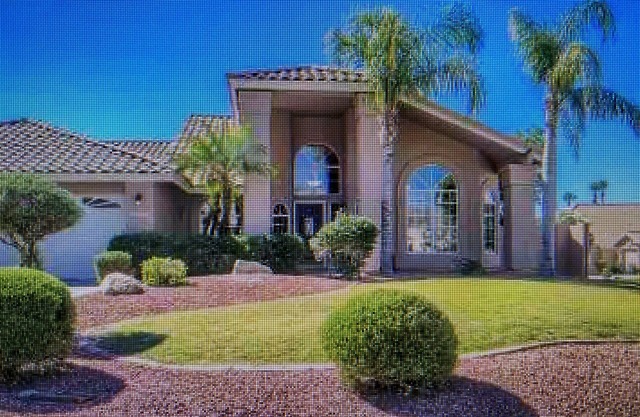 Spacious Mountain View 4 -bedroom home with Pool/Hot Tub. Pet Friendly!