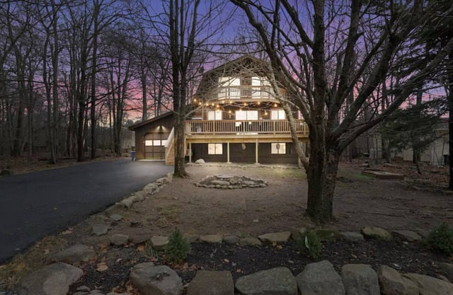 Spacious Pocono Retreat with Hot tub, Fire Pit, Game rooms, and 2 family rooms