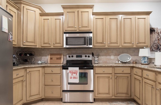 Spacious Private Condo Close to Bike Trails