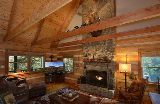 🍁Spacious Pvt 3-Level 2-Deck Cabin🍁2Grt Rm/2K/1Q/2Bunk🍁Updated🍁Mins to Boone