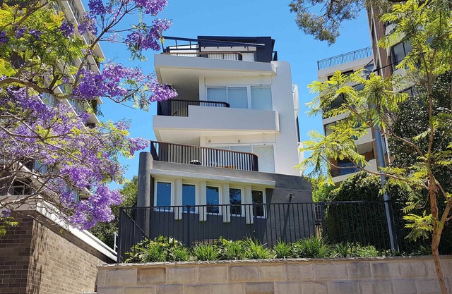 Spacious Studio Surrounded By Great Views