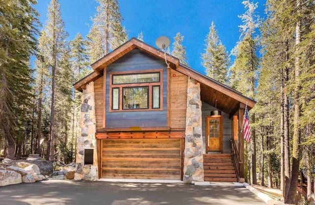 Spacious Three-level Home near Sugarbowl