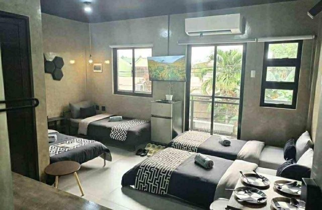 Spacious Twinbeds room/Casakarina-Lucena City