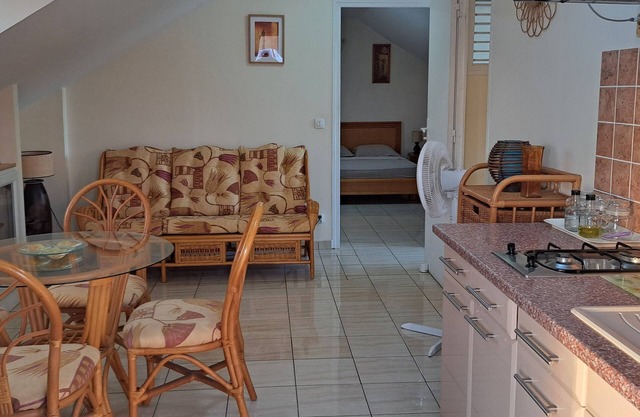 Spacious two-room apartment in Baie-Mahault