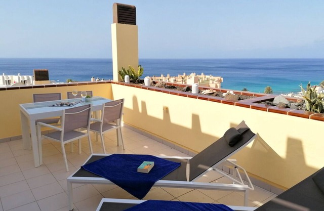 Spacious vacation apartment with fantastic terrace and view