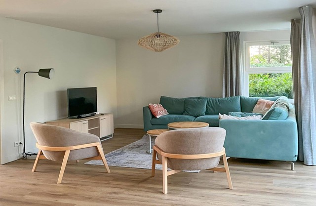 Spacious Villa by the Seafront