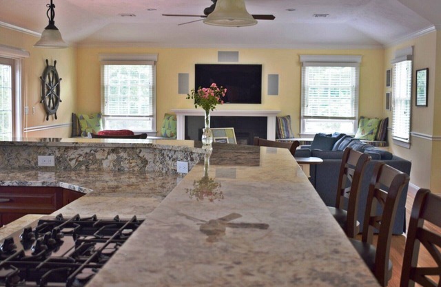 Spacious Wellfleet Home on 1 1/2 acres ~ Steps to the bay ~ Walk to town