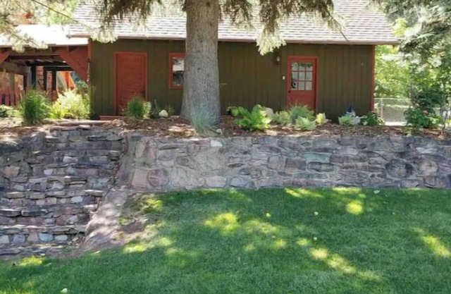 Special Fall Rates for Cute & Cozy Guest Apartment