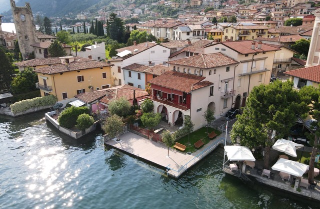 SPECIAL OFFER Fanny Apartment DIRECTLY ON THE LAKE