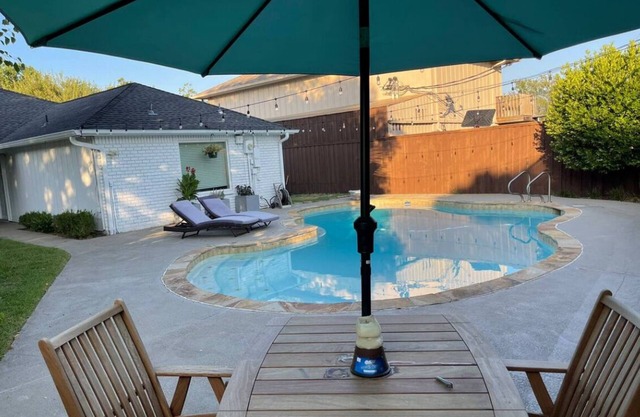 Specious 4 Bedroom Dallas Home