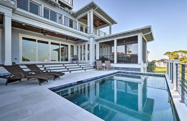 Spectacular Ocean, Golf and Sunrise views-Heated Pool-Luxury Family Retreat