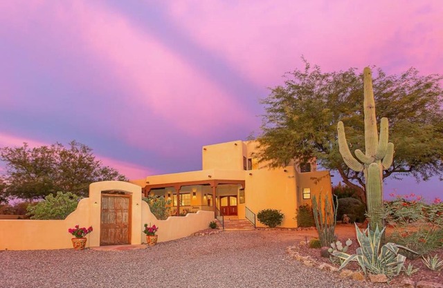 Spectacular Views, Heated Pool, and Outdoor BBQ