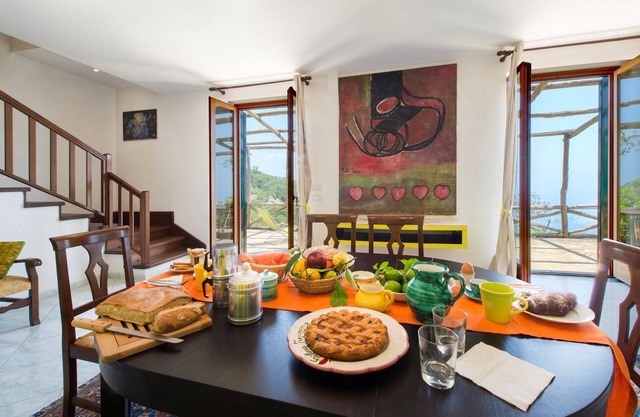 Splendid Villa in the Terranova estate overlooking the Gulf of Salerno.