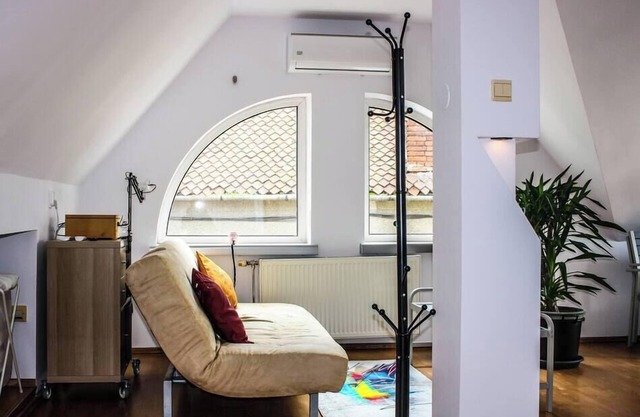 Split Crib – Chill Studio in Historic Brașov