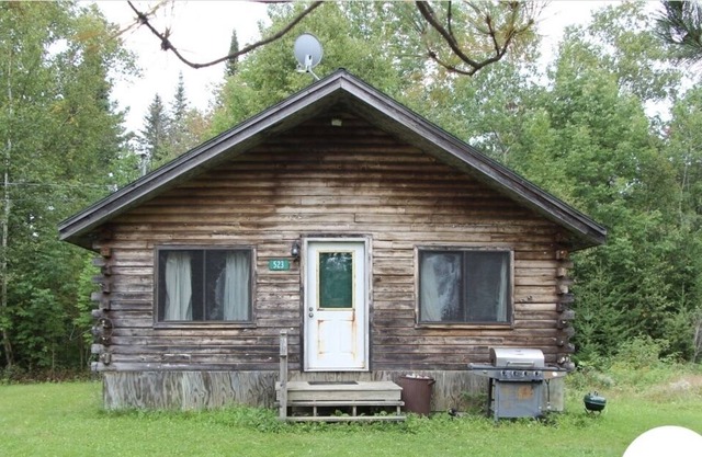 Sporting cabin
