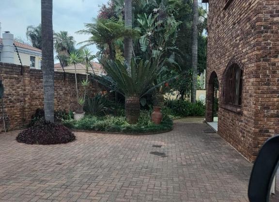 Squirrels Guest House