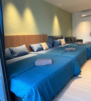 SS Staycation 2 Roxy Sematan Beach Apt